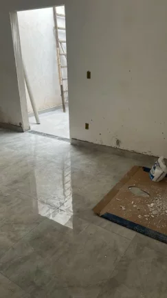 Imagem Casa para Venda em Santo André, Vila Vitória, 3 dormitórios, 1 suíte, 2 banheiros, 2 vagas