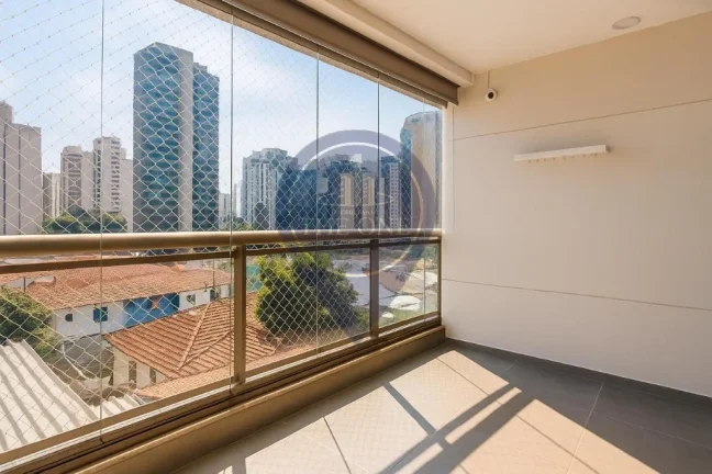 Imagem Imperdível: Apartamento à venda na Vila Nova Conceição, São Paulo-SP. 3 quartos, 2 suítes, 2 salas, 3 banheiros, 2 vagas de garagem, 134m².