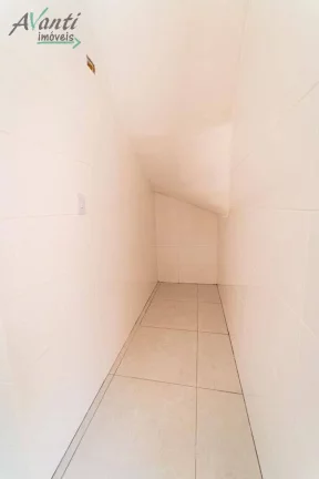 Imagem Casa sobreposta à venda no Campo Grande em Santos – 3 suítes, 4 vagas – R$ 1.300.000