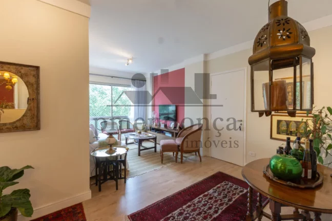 Imagem Apartamento reformado em Perdizes com 3 quartos (1 suíte) e1 vaga, 106m²
