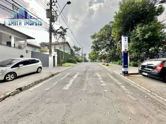 Imagem Casa 4 suítes, salão, escritório, adega, 7vagas (4 cobertas).Granja Vianna.