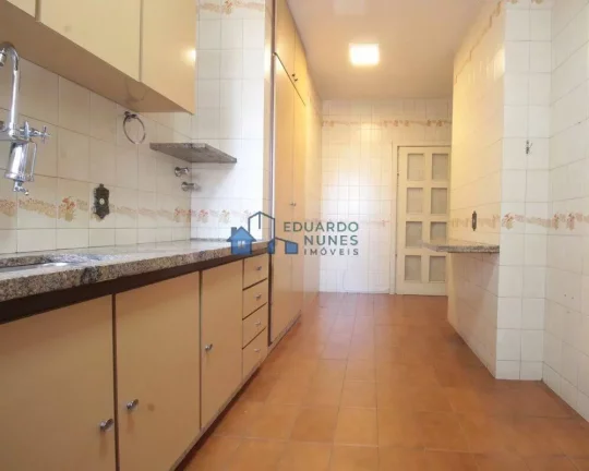 Imagem OPORTUNIDADE, APARTAMENTO COM 04 QUARTOS NA SAVASSI.