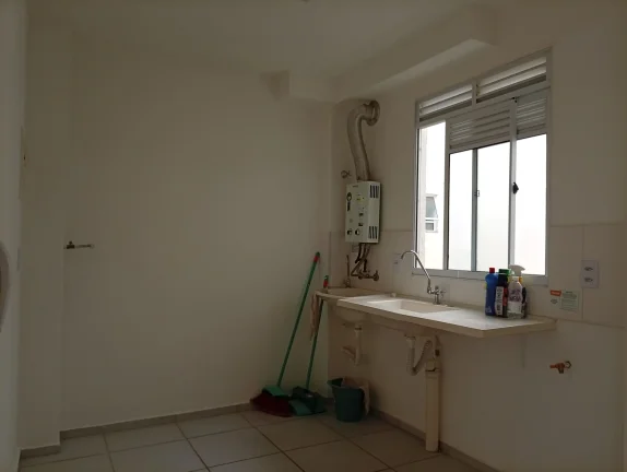 Imagem Condomínio Pedra Imperial - Apartamento com 2 quartos para alugar em Três Pontes, Itaboraí/RJ