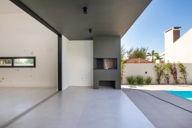 Imagem Casa à venda em Passo de Torres, Centro, com 4 quartos, 274,05m²
