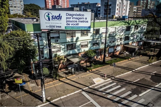 Imagem Apartamento à venda em Porto Alegre, Farroupilha, com 3 quartos, 76m2