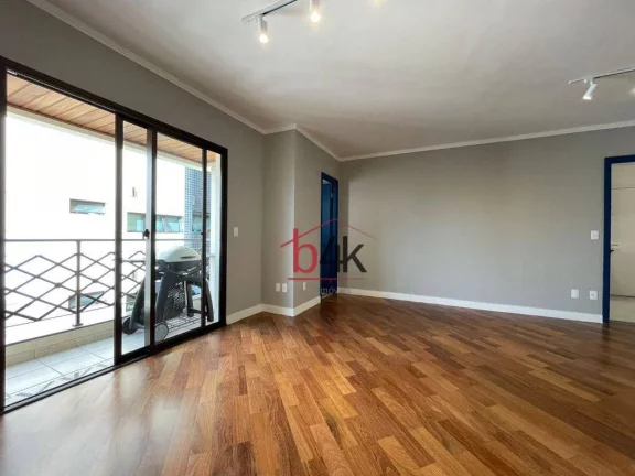Imagem Apartamento à venda no Brooklin. 85m², 3 quartos, 1 suíte e 2 vagas. Rua Califórnia, 693.