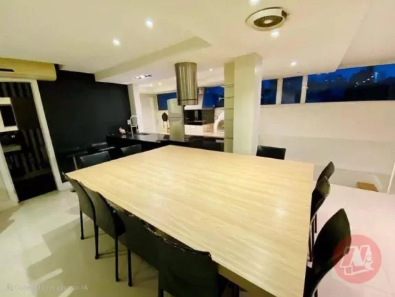 Imagem Cobertura com 3 dormitórios à venda, 160 m² por R$ 740.000,00 - São João - Porto Alegre/RS