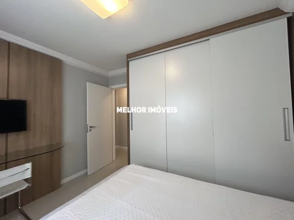 Imagem Apartamento á venda com 3 dormitórios e 3 vagas de garagem localizado no Centro de Balneário Camboriú.