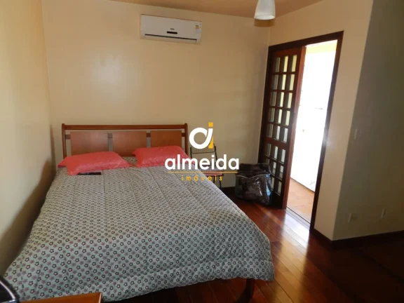 Imagem CASA 4 DORMITÓRIOS