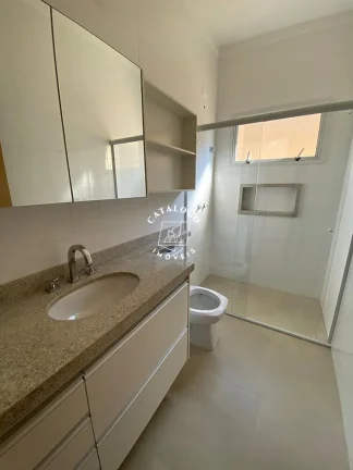 Imagem Casa a Venda no bairro Centro - Cravinhos, SP