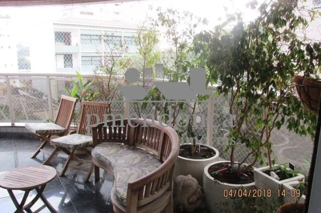 Imagem Apartamento em Perdizes com 04 quartos (02 suí­tes) e 04 vagas, 190m² com varanda gourmet.