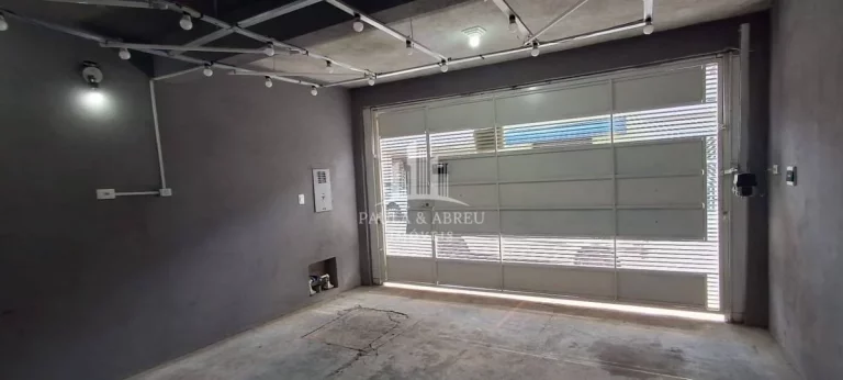 Imagem Sobrado 145m² com 3 Quartos, 2 banheiros, 2 vagas, no Jardim Miranda D'Avis, Mauá-SP