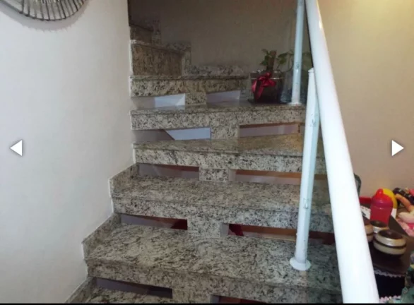 Imagem SOBRADO COM MOVEIS PLANEJADOS COM TRÊS DORMITORIOS E UM SUITE A VENDA NO PQRQUE JAÇATUBA - SANTO ANDRE.