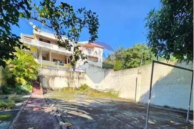Imagem Casa com 2 quartos à venda em Jardim Sulacap, Rio de Janeiro - RJ