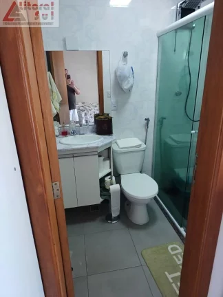 Imagem Imperdível apartamento de 2 quartos e 2 suítes no bairro Tupi em Praia Grande-SP, com 90,30m² e vaga de garagem!