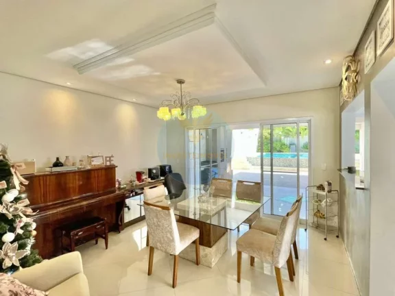 Imagem Casa em Condomínio a Venda no bairro Granja Viana - Cotia, SP