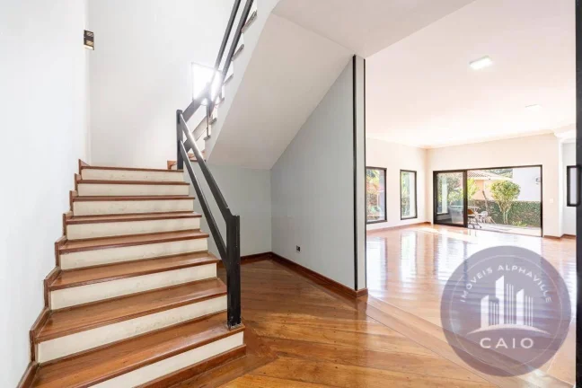 Imagem Casa com 317m² - 5 dormitórios a venda por R$ 2.550.000 - Alphaville/SP