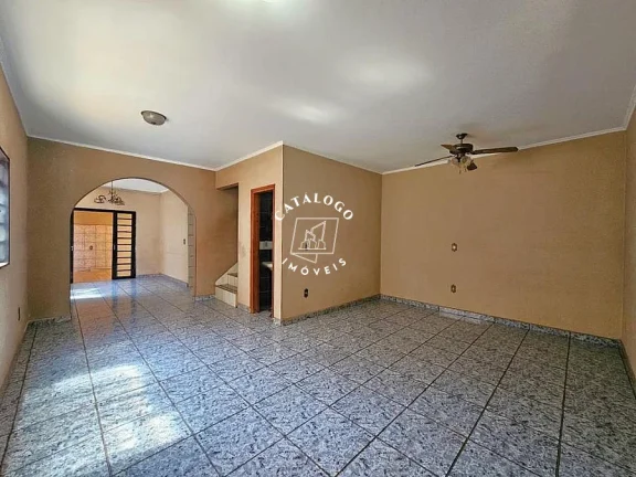 Casa a Venda no bairro Jardim Piratininga - Ribeirão Preto, SP