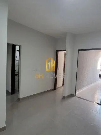Imagem CA1854

Casa nova com 2 quartos sendo 1 suíte no setor Chácara Santa Luzia
A casa possui:

- 2 qua...