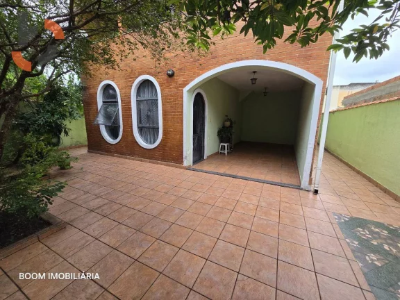 Imagem Casa com 4 dormitórios à venda, 177 m² por R$ 595.000,00 - Cruzeiro do Sul - Mesquita/RJ