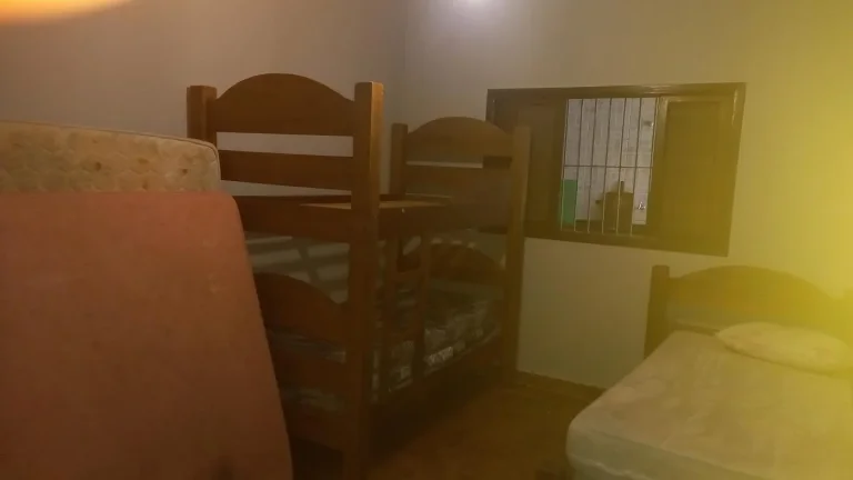 Imagem Casa para Venda em Itanhaém, Jardim Regina, 3 dormitórios, 1 suíte, 2 banheiros, 4 vagas