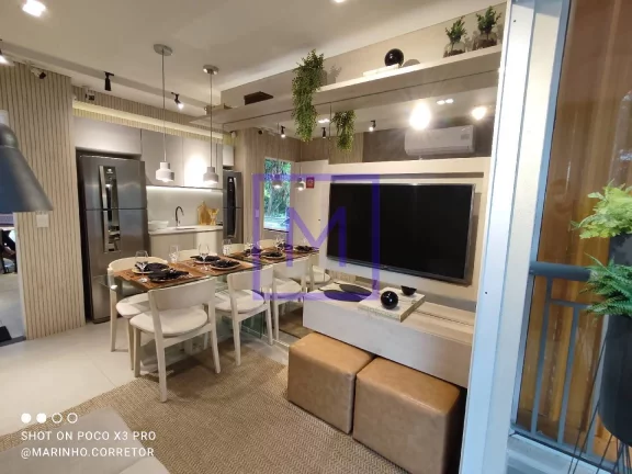 Imagem Apartamento à venda próximo ao metrô com vaga e sacada