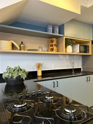 Imagem Excelente Apartamento sendo 2 dormitórios sendo uma suíte, banheiro social, cozinha conjugada a sa...