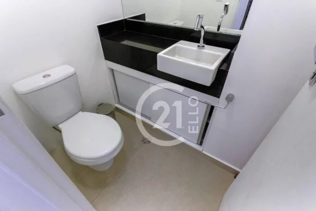 Imagem Apartamento com 3 suítes totalmente reformado na melhor rua do Campo Belo
