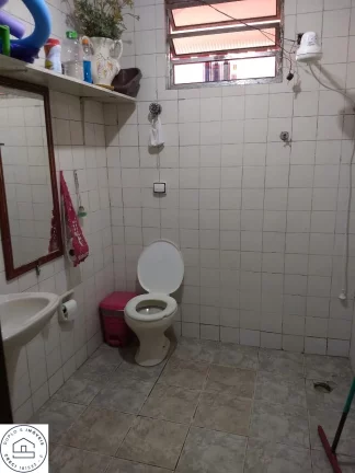 Imagem Imóvel em São Paulo / Zona sul / Bairro Jardim Mirna / 3 casas no terreno.