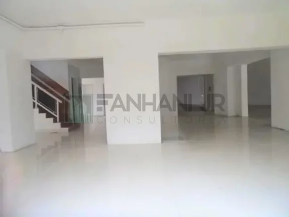 Imagem Excelente oportunidade: Casa comercial de alto padrão no Jardim América, São Paulo-SP - 6 salas, 4 banheiros, 17 vagas de garagem, 980m²!