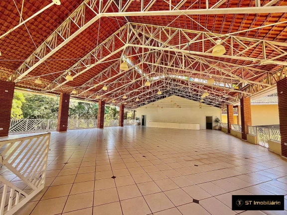 Imagem Linda Chácara 15.000m à venda em Atibaia - Ideal para lazer e investimento!