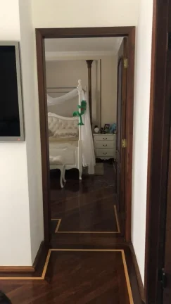 Imagem Casa em Aldeia da Serra - 688m²