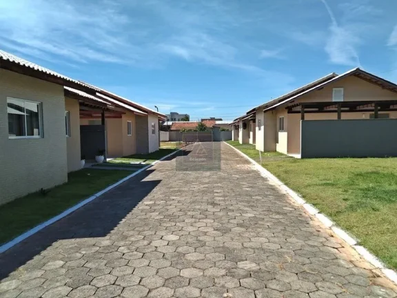 Imagem Casa em Condomínio Fechado na Praia de Barra Velha/SC - 2 quartos. 1 suíte. 2 vagas. 39 m².