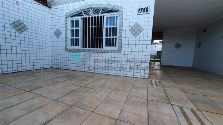 Imagem Casa 2 dormitórios com piscina em Praia Grande