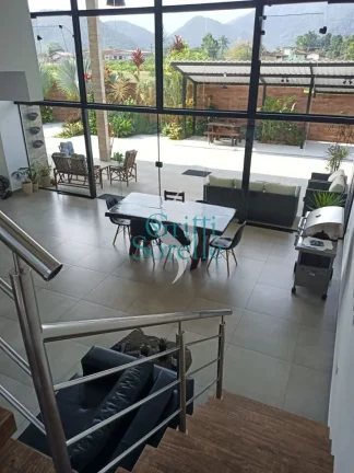 Imagem Casa em Condomínio à Venda e Mato Dentro - Ubatuba/SP.