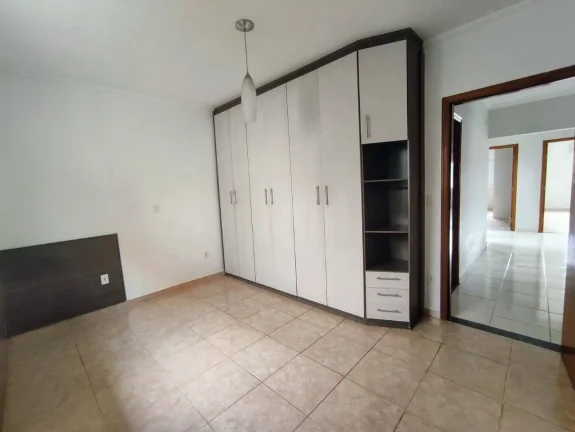 Imagem Casa no Jd. Sta. Paulina
