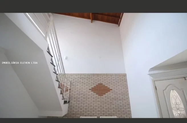 Imagem Sobrado para Venda em Poá / SP no bairro Jardim Fonte Áurea