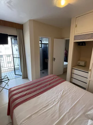 Imagem Flat com 1 Quarto e 1 banheiro à Venda, 36,48m² no CORAÇÃO DO GONZAGA!