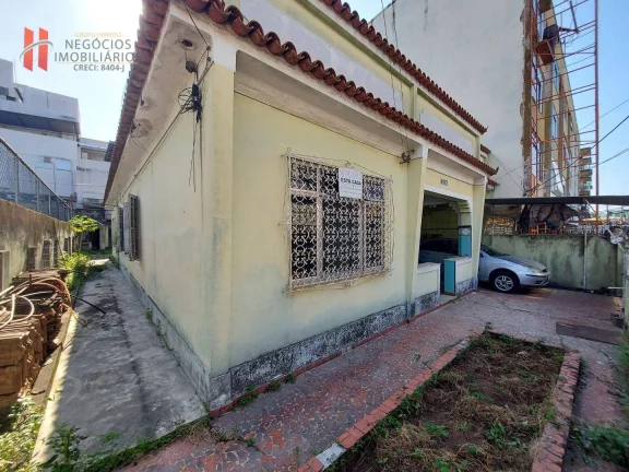 Imagem Terreno com casa com 360m² no Jd. 25 de Agosto