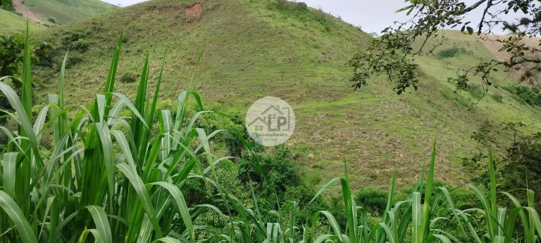 Imagem Chácara de 2.475 m² no bairro Graminha- Rio Claro, RJ