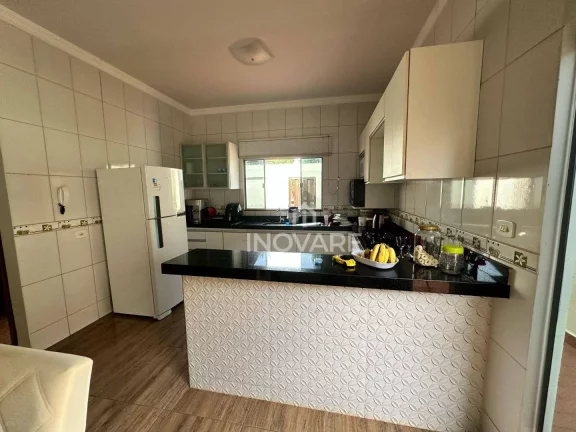 Imagem Casa com 3 dormitórios à venda, 200 m² por R$ 600.000,00 - Jardim Morumbi - Itumbiara/GO