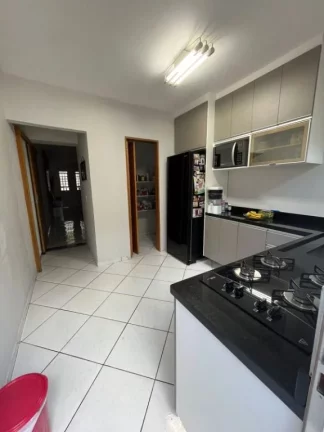 Imagem Casa com 3 dormitórios à venda, 186 m² por R$ 826.800,00 - Conjunto Residencial Álvaro Bovolenta - Mogi das Cruzes/SP