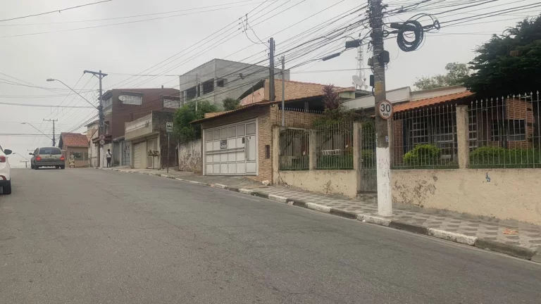 Imagem Casa com 3 dormitórios à venda, 204 m² por R$ 700.000,00 - Centro - Poá/SP