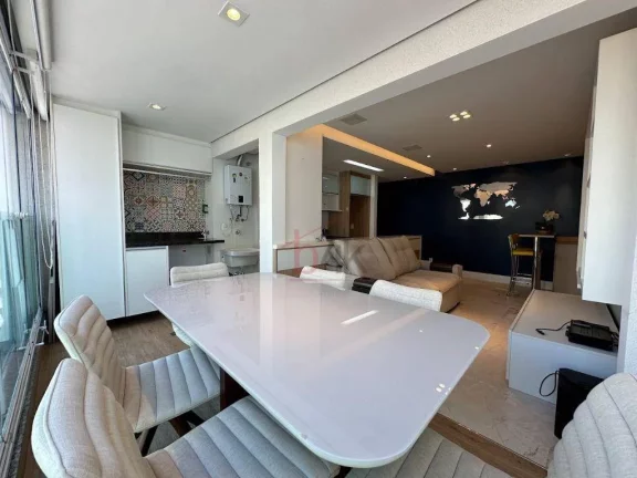 Imagem Apartamento à Venda no Brooklin: 65m², 2 Quartos, Mobiliado e Moderno