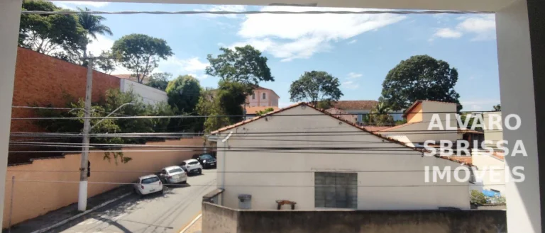 Imagem Casa na região central da cidade de Itu SP - com ponto comercial na esquina. 380m2
