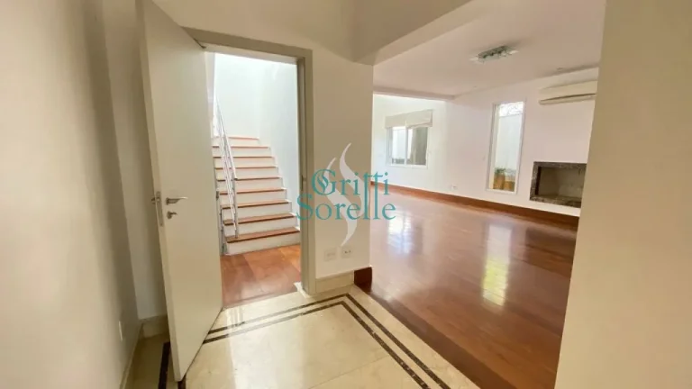 Imagem Casas de Condomínio à Venda em Alto da Boa Vista - São Paulo/SP.