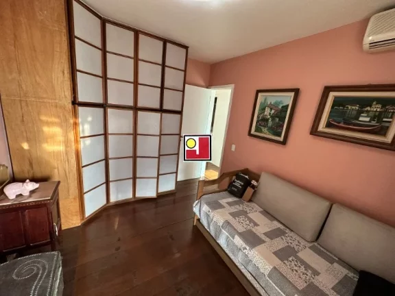Imagem Vendo 4Q no melhor prédio de Alfabarra, 220m², na praia da Barra, alto, ônibus, clube, piscinas, pier, tenis, squash, skate, sinuca, futebol, churrasq