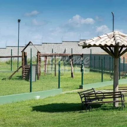 Imagem Terreno plano com 1.000 m² no Condomínio Saint Patrick