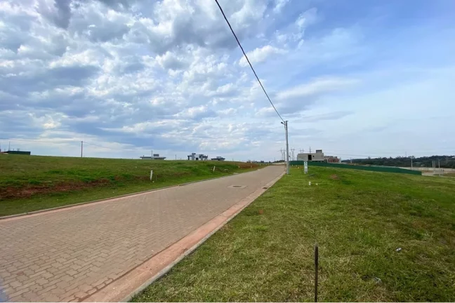 Imagem CAVDR 1300 Lote 610241038-11 - Terreno à venda no bairro Centro - Nova Santa Rita/RS
