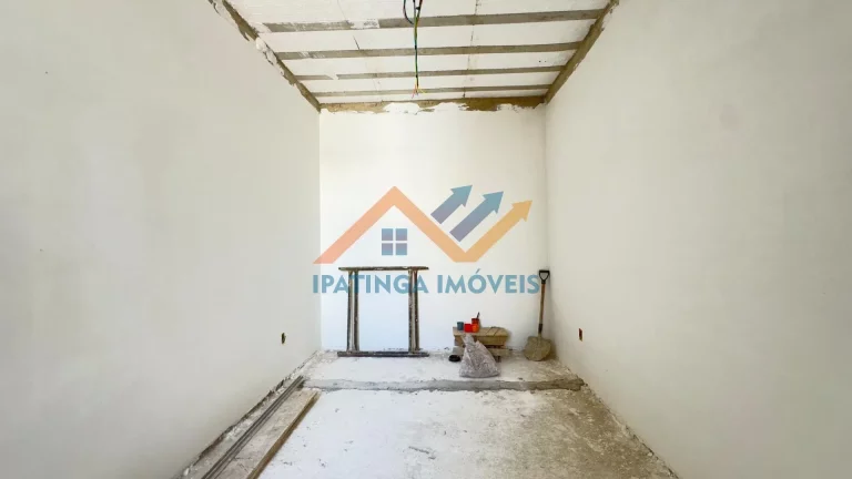 Imagem Casa Tríplex á venda no bairro Residencial Bethânia - Santana do Paraiso